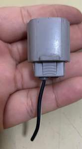 ปลั๊กรถยนต์ 2 พิน และ 1 พิน พร้อมสายไฟ ของแท้มือสองญี่ปุ่น (รหัสP220)