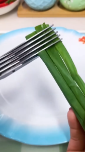 Gunting 5 Lapis Scissors Five Layer Stainless Steel Pemotong Sayuran Praktis & Cepat