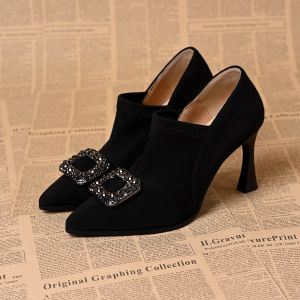 รองเท้าส้นสูงสุดหรูหราสำหรับผู้หญิง 2025 รองเท้าส้นเดี่ยวหัวแหลมแบบสวมสบาย ทรงลำลอง วัสดุหนังผสมยาง