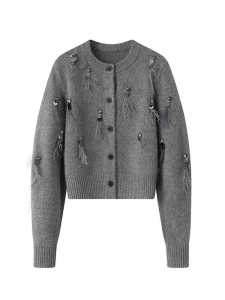 Elegant Heavy Embellished Feather Knitted Jacket: A Guide to Style and Comfort