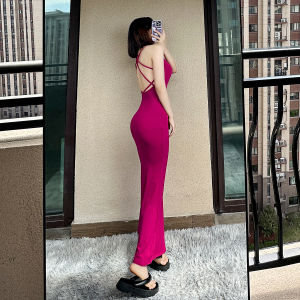 ชุดเดรสสายเดี่ยวสาวแซ่บสุดเซ็กซี่สำหรับผู้หญิงเดรสหางปลามีสายผูกไขว้เปิดหลังใส่แล้วดูผอมเพรียวพร้อมฟองน้ำเสริมทรวงอกสำหรับฤดูร้อนเดรสยาวรัดสะโพก