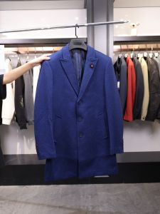 เสื้อโค้ทขนสัตว์ชายฤดูใบไม้ร่วง/ฤดูหนาว 2025 สไตล์ธุรกิจลำลอง เสื้อโค้ทขนสัตว์ผสมคอตตอนผสมสแปนเด็กซ์สีพื้น