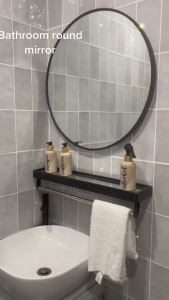 AKIRO HOME Home Ins Mirror Rubber Frame Mirror Bathroom Mirror wt Hook Dressing Mirror Entrance Mirror Round Mirror Modern Ins Mirror Cermin Bulat 圆形镜子