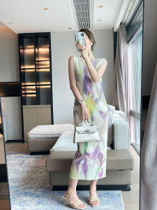 Nova quality⭐One person one pleat ⭐ Miyake pleat high-end Miyake gentle temperament age-reducing pleat dress summer new ins print all matching slimming mid-length dress