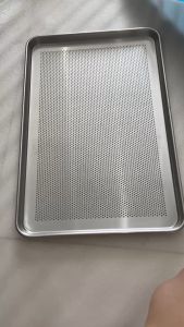 Combo Khay nướng bánh / Khay inox / khay nhôm nướng bánh SGE size 40x60cm khay đục lỗ khay phẳng