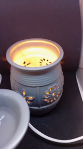 Tungku Aromaterapi Elektrik 10.5 Cm - Abu Abu Untuk memanaskan minyak esensial aromaterapi