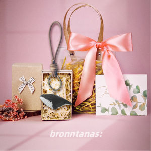 Creative Wood Carving Keychain Whale Tail Bag Charm Best Friend Small Accessory Healing Series Backpack Pendant Gift