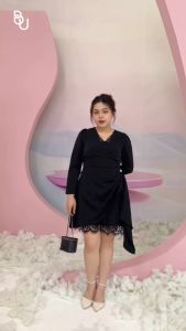 Đầm cổ V phối ren lưới xếp nhún BIGSIZE (55kg đến 95kg) - 23SD45 - [BUstu Bigsize]