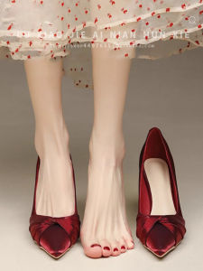 รองเท้าส้นสูงสีแดงสำหรับเจ้าสาว รองเท้าแต่งงานแบบสวมสองชุด รองเท้าส้นเดี่ยวหัวแหลม รองเท้าส้นเดี่ยวสุดเซ็กซี่สำหรับเจ้าสาว