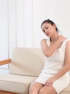 Alat Pijat Leher Terapi Mini Pad Mat Electric EMS Masseger Recharging