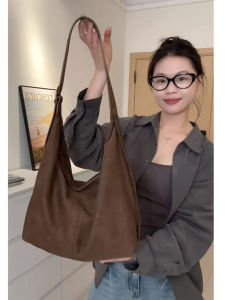 Womens Commuter Boho Bag Salsa Large Capacity Vintage Suede Slant CrossbodyTote Soft Handbag Sweet Cool Style Zipper Closure