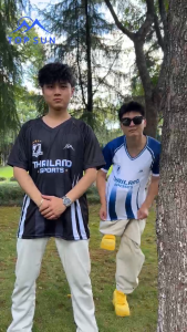 GRAND MALL เสื้อกีฬา เสื้อบอล พิมพ์ลาย คอวี ชุดกีฬา เบาสบายระบายอากาศ ใส่ได้ทั้งชายและหญิง