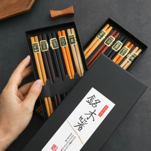 Japanese-Style Five Pairs of Solid Wood Tableware Chopsticks Per Person