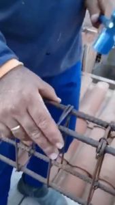 Penekuk Besi Beton 4mm 6mm 8mm kolom