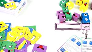 ลูกบาศก์รูบิกที่เปลี่ยนใบหน้า สินค้าเฉพาะจุด เกมสมอง ชุดตัว บนโต๊ะ face changing Rubiks Cube