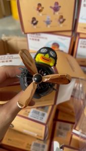 Car Air Freshener Bear Pilot Auto Accessories Interior Perfume Diffuser Rotating Propeller Outlet Fragrance minyak wangi