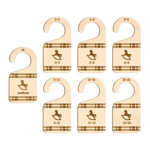 7Pcs Wooden Clothes Hangers Portable Wardrobe Hangers with Horse Pattern for Childrens Clothing Storage Organizers