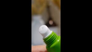 fenyi eye cream mengencangkan area mata keriput mencerahkan mengurangi mata panda
