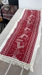 Red Christmas Table Runner Cotton linen Jacquard Waterproof Table Flag Red Table Runners with Tassels for Decoration