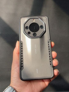 Ultra-Thin Full-Coverage Silicone Phone Case for Huawei Mate60RS Porsche Design Anti-Fall Transparent Soft Shell Simple Creative Protection