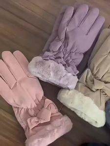 Women Cold Resistant Winter Gloves Thick Fleece Windproof Touch Screen Gloves for Outdoor Cycling and Driving