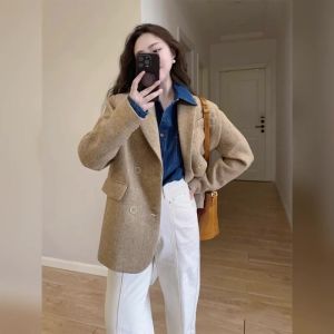 YUFUQING | Fall 2024 French Elegant Khaki Color Business Casual Womens Suit Jacket High Quality Fashionable Street Style Leisure Outerwear