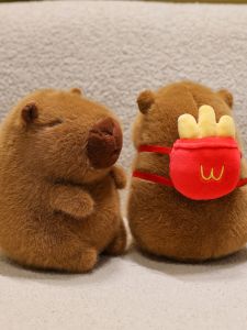 QIAOSHANG | Cute Cartoon Capybara Backpack Plush Toy