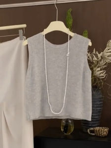 Soft Milk White Short Thin French Style Ice Silk Knitted Top Womens Summer Sleeveless Vest Versatile Gentlewomans Choice