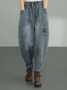 พลัสไซส์ ผ้าขนแกะ เรียงราย หนาขึ้น เดนิม กางเกงยีนส์ ผู้หญิง ฤดูใบไม้ร่วง ฤดูหนาว หลวม กางเกงขากว้างเอวสูงมีกระเป๋าขนาดใหญ่สไตล์ฮาราจูกุ