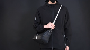 GLADIO Tas Selempang GLD096B5 Elegant Kulit Multifungsi Hitam Bag Premium Sling Pria Jenson