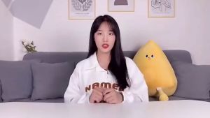 Wireless kettle portable electric kettle car boiling water USB charging bank outdoor travel heating thermos cup