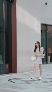 TOKQI | Gậy Tự Sướng Kiêm Chân Máy Ảnh TOKQI L15 Có Thể Gập Gọn Tích Hợp Đèn Fill Light Và Điều Khiển Từ Xa Bluetooth Dành Cho Điện Thoại Thông Minh Android Và iPhone