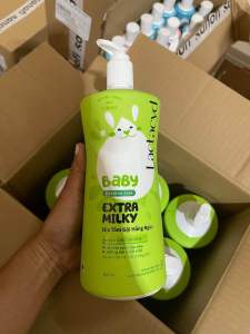 Sữa Tắm Gội Trẻ Em Lactacyd Milky 800ml Bảo VệNuôi Dưỡng Da và Tóc cho bé vượt trội