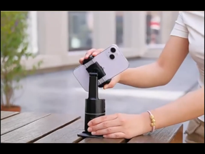 Q15 Artificial Intelligence Automatic Face Tracking Gimbal is Compact and Portable with a Tripod for Real-time Video Production