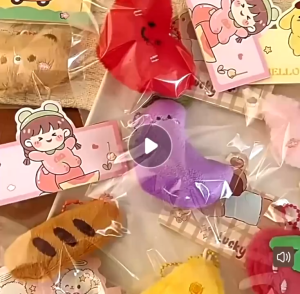 Rantai Kunci Anak Patung Lempar Perkahwinan Loket Anak Patung Mewah Comel Borong Hadiah Hari Jadi婚礼娃娃钥匙扣可爱毛绒公仔挂件生日礼物批发