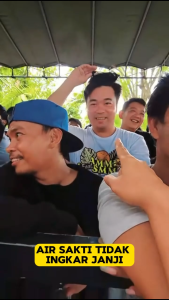 Paket Umi Kasum Air Sakti 1 Liter + Voer Sakti 1 Karung - Suplemen Imunitas & Anti Oksidan untuk Burung Juara | ASL-VSJ