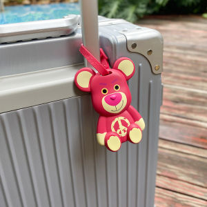 ป้ายติดกระเป๋าเดินทางลายหมีสตรอว์เบอร์รี่ น่ารัก ชิ้น ป้ายติดกระเป๋าเดินทางลายหมีสุดเท่ ป้ายติดกระเป๋าเดินทางพร้อมป้ายชื่อ สายคล้อง ชิ้น ป้ายกันหายสำหรับเดินทาง