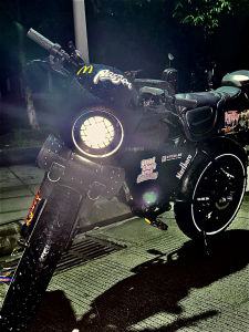 Super73 ปิดหน้ารถจักรยานยนต์แบบดัดแปลง สีดำ สไตล์วินเทจ ปลอกกันลม ปลอกไฟหน้า ชิ้นส่วน Super73 PVC โปร่งใส