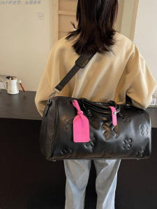 2025 New Cloud Travel Bag Soft Leather Fitness Bag Boarding Boston Pillow Bag Cotton Filled Durable Street Style Suitcase