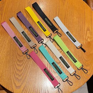New Handwoven Universal Lanyard Mobile Phone Universal Lanyard Wrist Strap Short Rope Hand Strap Hand Rope Decorative Pendant