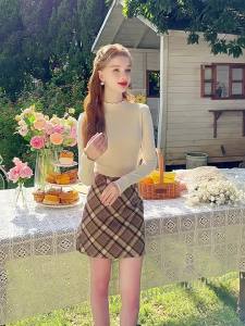 HEYINI | Áo Thun Knit Cổ Trụ Dài Tay Ôm Sát Màu Trắng