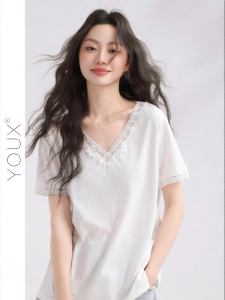 YOUXIANG | Áo Thun Tay Ngắn Cổ V Ren