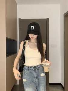 🚚พร้อมส่งจากกทม✨เสื้อกล้าม เสื้อกั๊กสีทึบคอต่ำสไตล์อเมริกันสำหรับผู้หญิง ริ้วไหมพรม ยืด ใส่สบาย เซ็กซี่น่ารัก