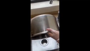 BizHome น้ำยาขัดหม้อดำ ทําความสะอาดก้นกระทะ 500ml Detergent