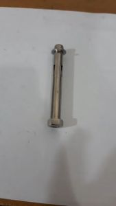 Baut Dinabolt Stainless 304 10mmx65mm: Solusi Tahan Lama untuk Aplikasi Industri