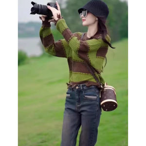 Stripped Fashionable Elegant Relaxed Fit Lazy Style Knitted Sweater