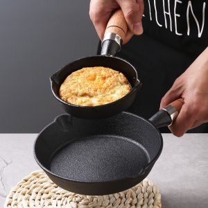 Japanese Style Cast Iron Pan Mini Home Use Egg Fry Pan Flat Bottom Non-Stick Oil Spill Hot Oil Small Pan Wooden Handle