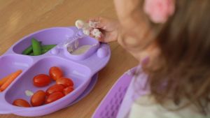 MARCUS & MARCUS TODDLER DINING SET