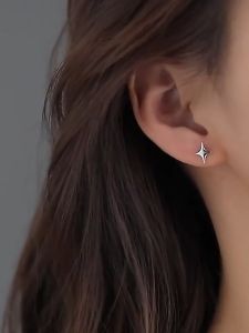 ชิ้นขายแฟลช✨ เทรนด์2025สีเงินชุบกลวงต่างหูห่วงดาวสำหรับเข็มขัดสไตล์วินเทจแฟชั่นสำหรับผู้หญิงของขวัญเครื่องประดับที่สวยงาม