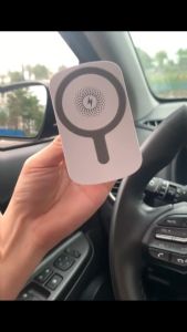 Sạc Nhanh Không Dây 30W Kiêm Giá Đỡ Điện Thoại Trên Ô Tô